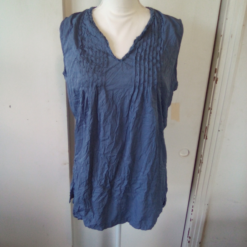 Coldwater creek sleeveless top size S